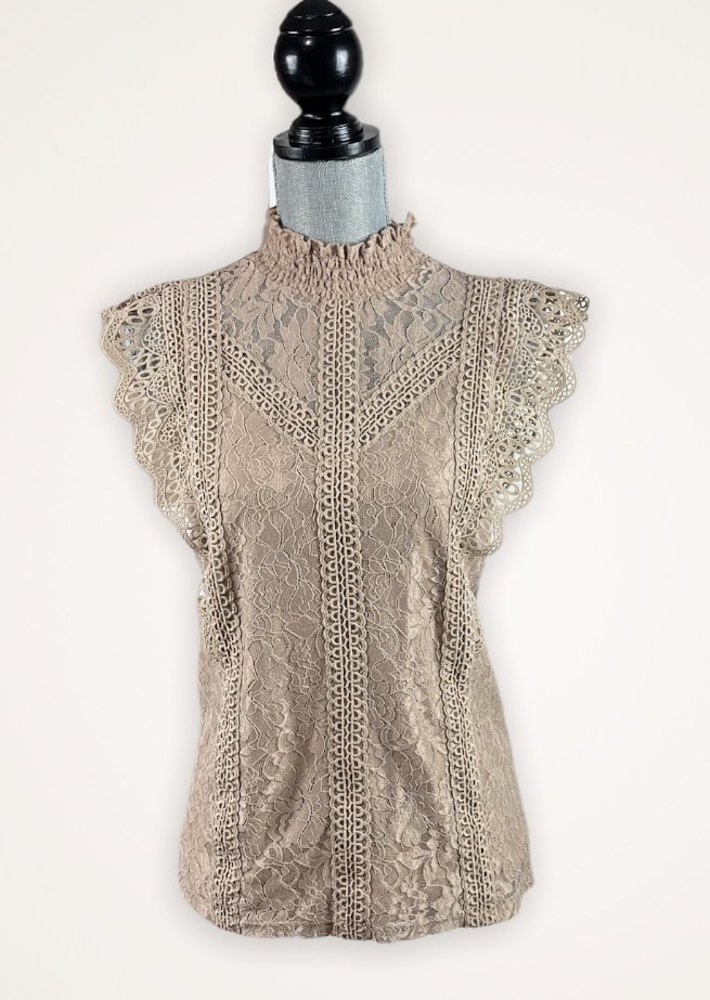 NWT Cable & Gauge Women's Sleeveless Lace Beige Top Size M